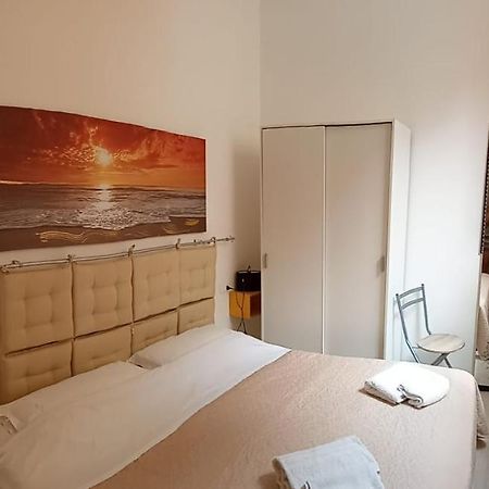 Roberto Guest House Кастелламмаре-дель-Гольфо Екстер'єр фото